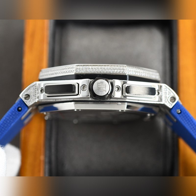 Audemars Piguet Royal Oak Offshore with Swarovski Crystal Starry Sky Square Diamond-6