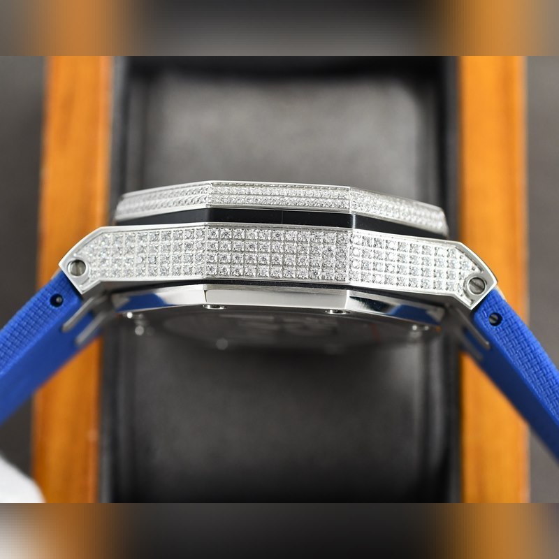 Audemars Piguet Royal Oak Offshore with Swarovski Crystal Starry Sky Square Diamond-7