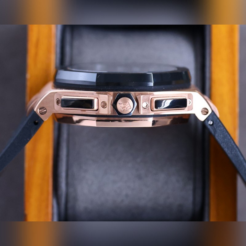 Audemars Piguet Royal Oak Offshore Limited Edition Chronograph 44mm-5