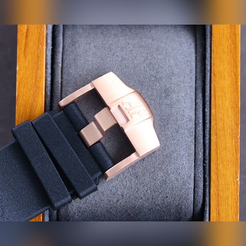 Audemars Piguet Royal Oak Offshore Limited Edition Chronograph 44mm-8