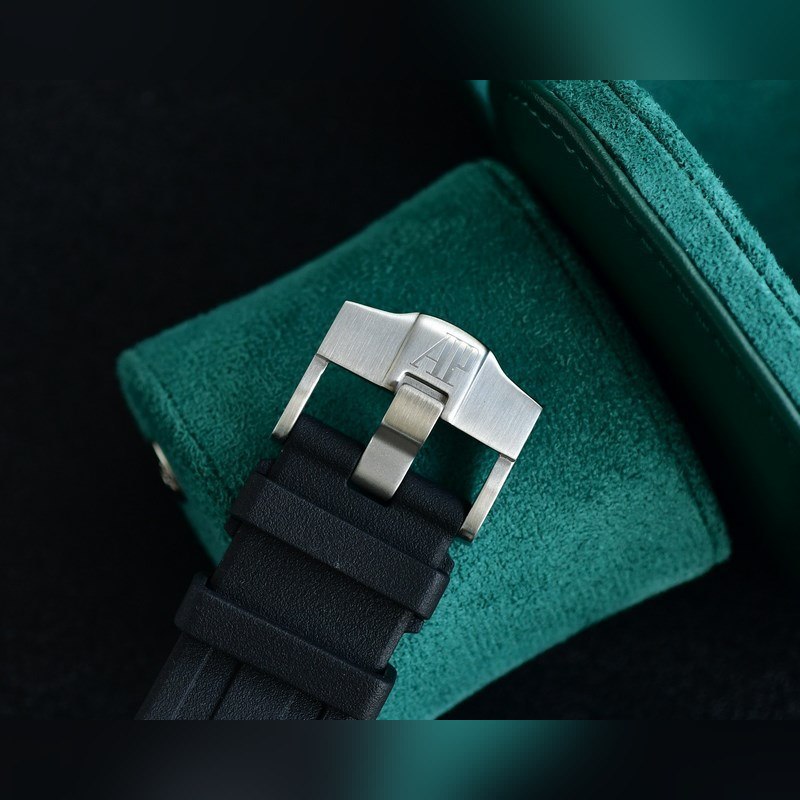 Audemars Piguet Royal Oak 15710 Premium Quality Luxury Replica Watch-7