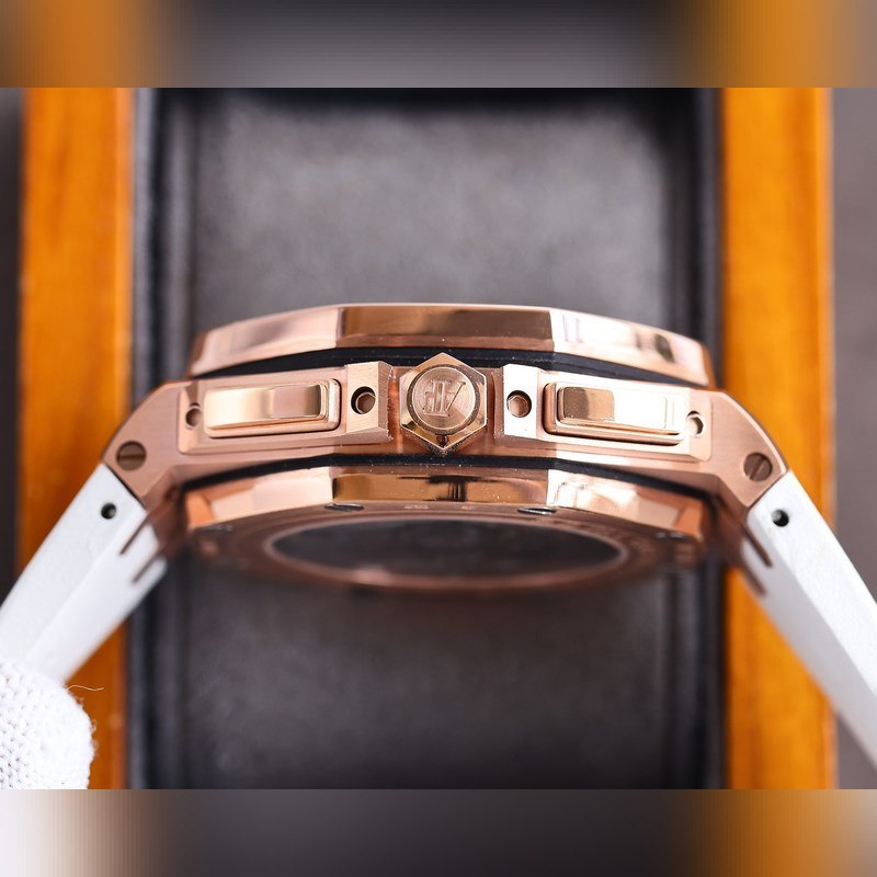 Audemars Piguet Royal Oak Offshore Limited Multi-Function Chronograph-5