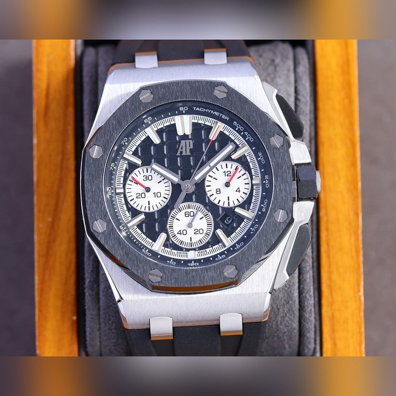 Audemars Piguet Royal Oak Offshore Limited Edition Multi-Function Chronograph-3