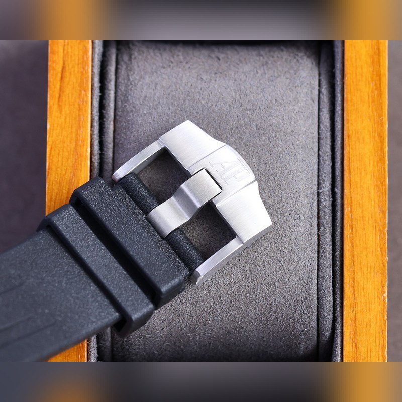 Audemars Piguet Royal Oak Offshore Limited Edition Multi-Function Chronograph-8