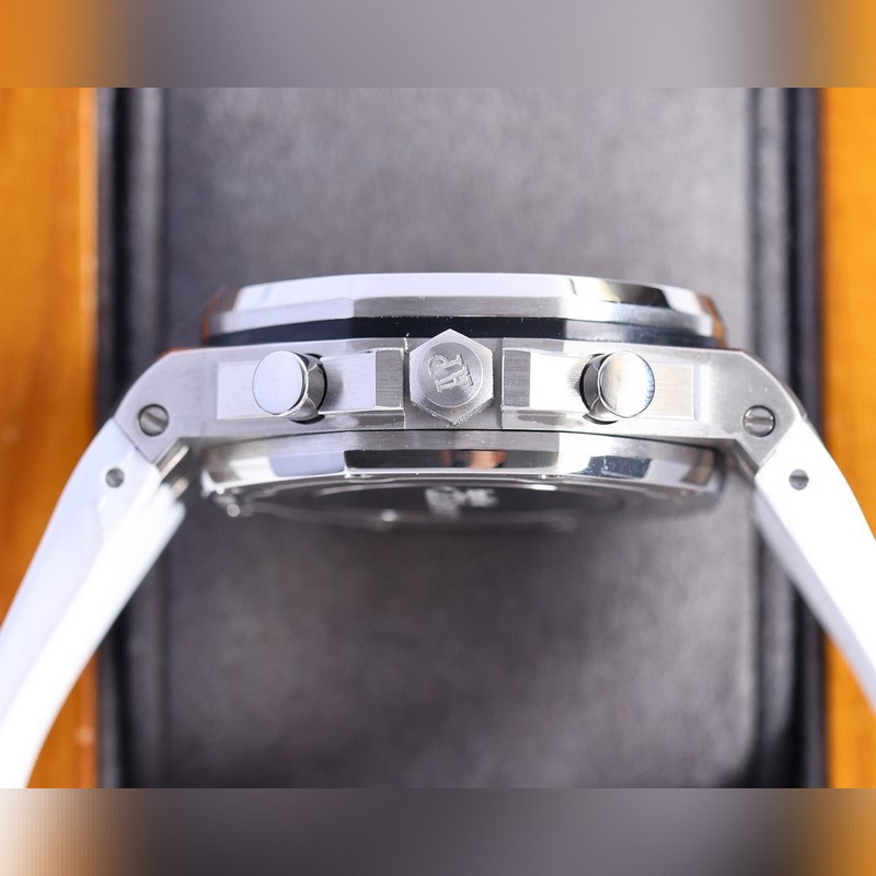 Audemars Piguet Royal Oak Ladies Multi-Function Chronograph 37mm-5