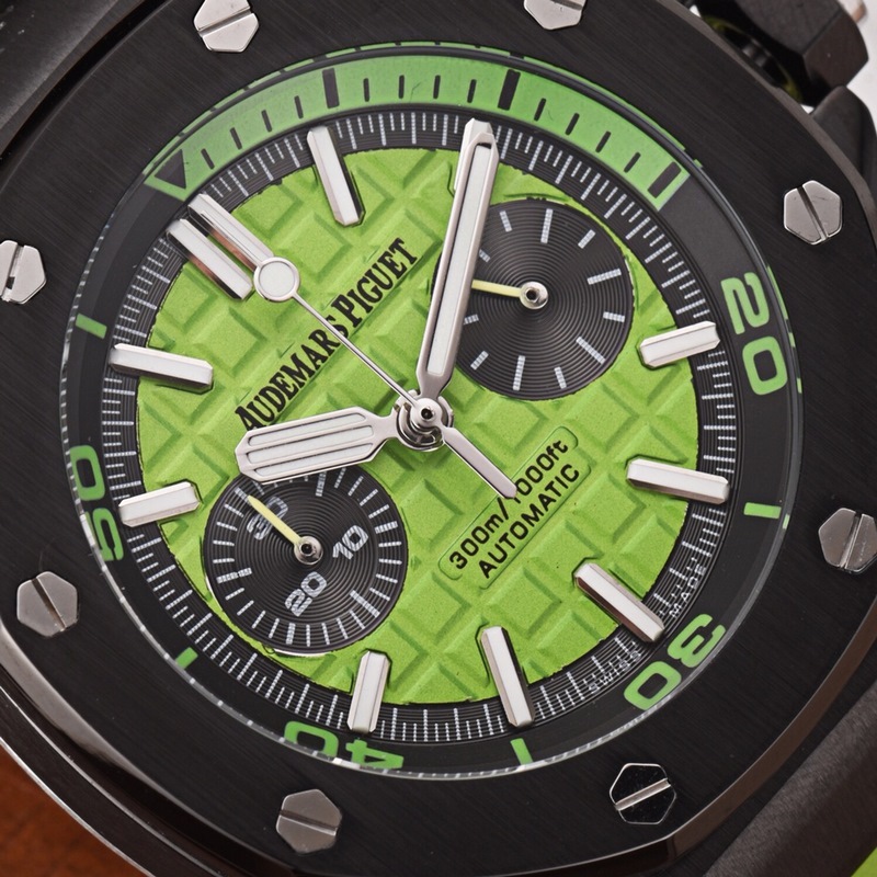 AP Royal Oak Men's Replica Watch Luxury Timepiece with Core Features-2