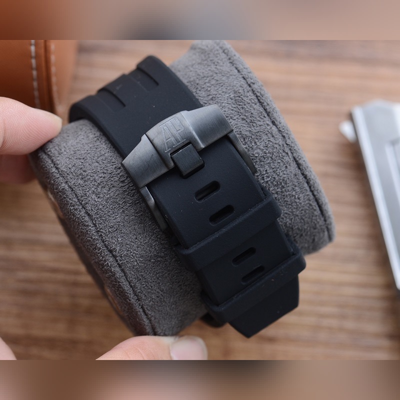 AP Royal Oak Offshore 44mm Chronograph Quartz Replica Watch-6