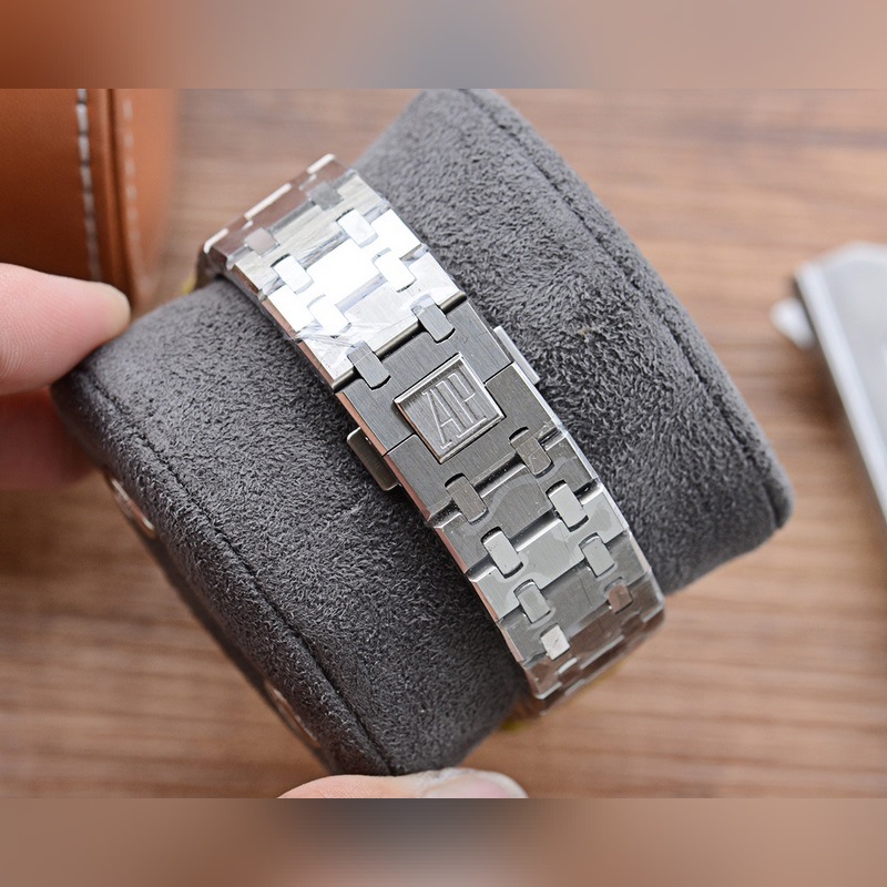 AP Royal Oak Skeleton 45mm Men's Replica Watch Quality Luxury Timepiece-8