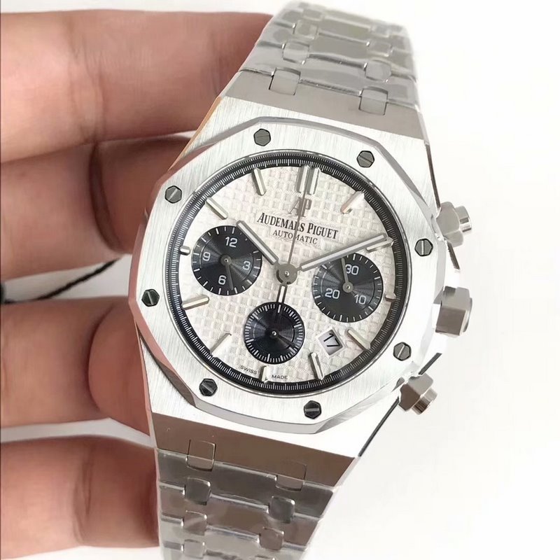 AP Royal Oak 26331OR Chronograph Replica Watch Luxury Timepiece-2