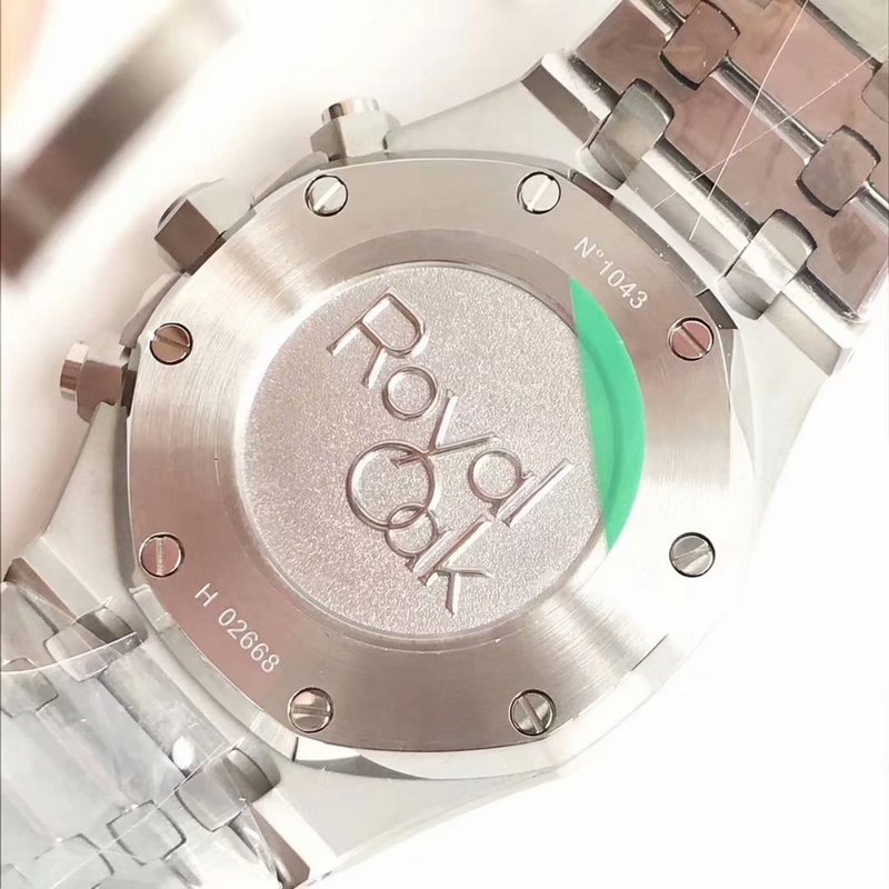 AP Royal Oak 26331OR Chronograph Replica Watch Luxury Timepiece-6
