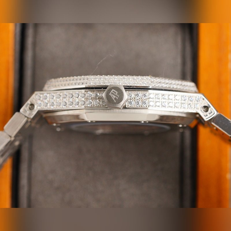 AP Royal Oak Automatic Men's Replica Watch Import Quality-5