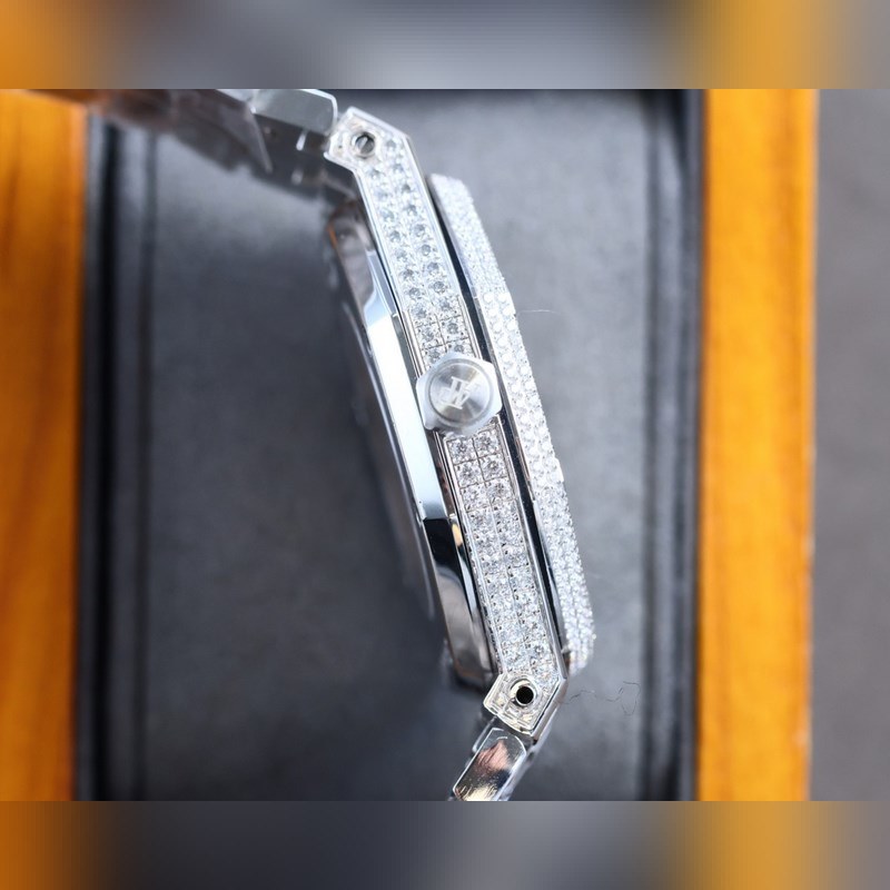 Audemars Piguet Royal Oak Fully Automatic Men's Replica Watch-5