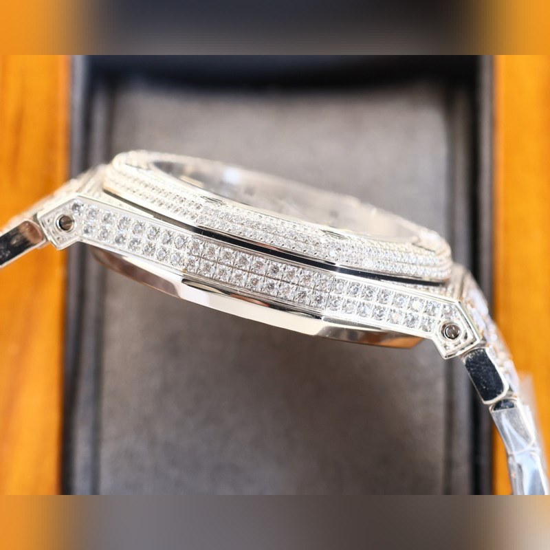 Audemars Piguet Royal Oak Women's Chronograph 37mm Luxury Replica Watch-6