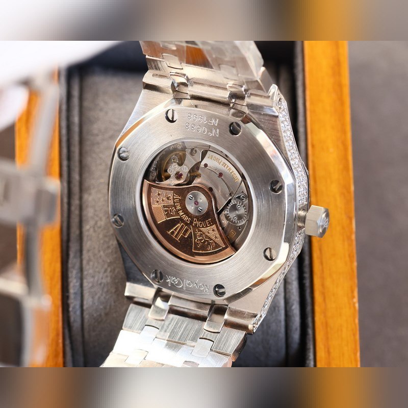 Audemars Piguet Royal Oak Women's Chronograph 37mm Luxury Replica Watch-7