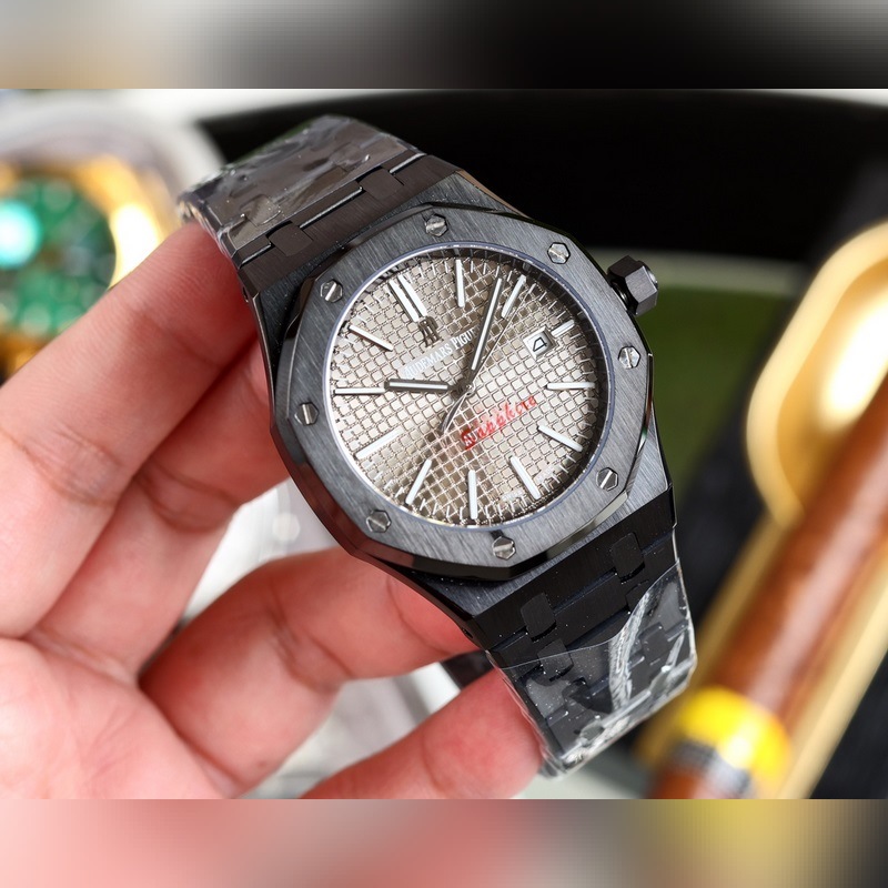AP Royal Oak Luxury Men's Replica Watch Three-Hand Premium Edition-4