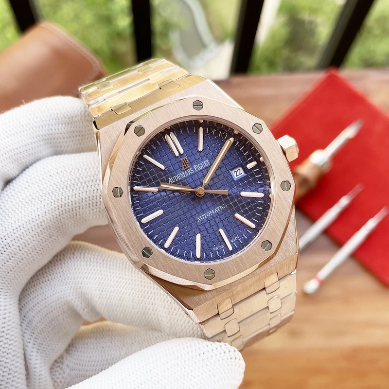 Audemars Piguet Royal Oak Men's Replica Watch Luxury 3-Hand Design-6