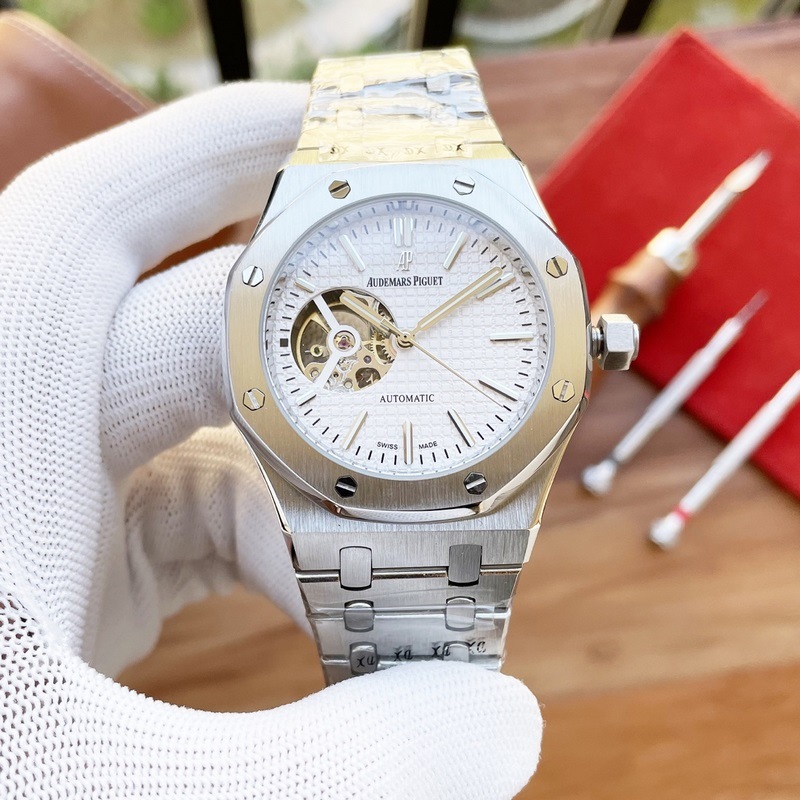 AP Royal Oak Luxury Men's Replica Watch-5