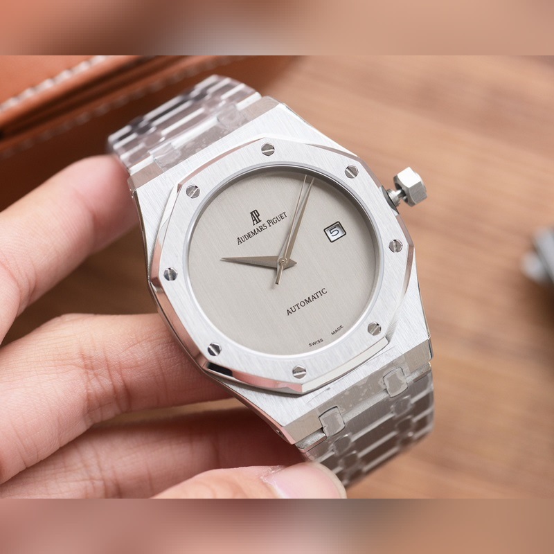 Audemars Piguet AP Royal Oak Offshore Replica Watch with Quality Features-4