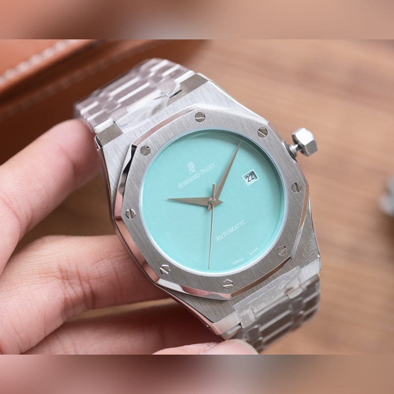 Audemars Piguet AP Royal Oak Replica Watch Luxury Timepiece Quality-2
