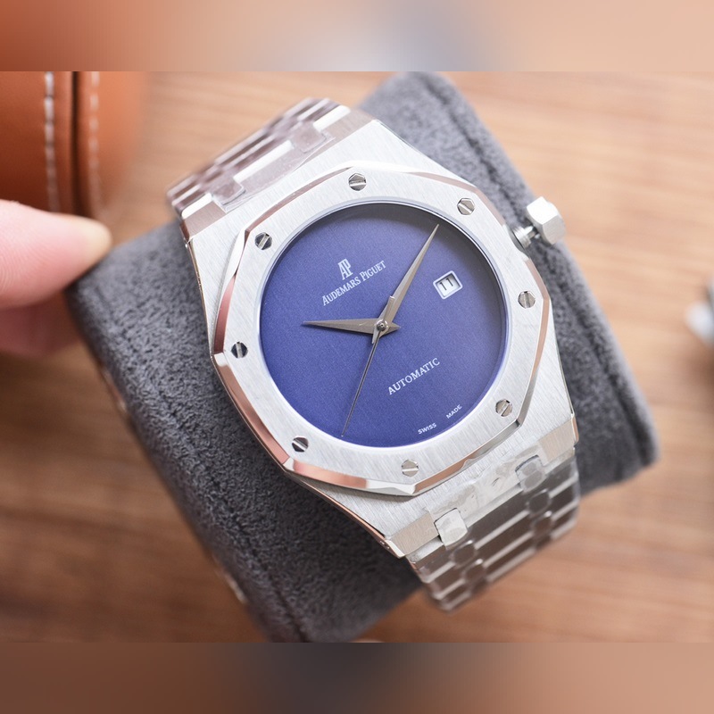 Audemars Piguet AP Royal Oak Replica Watch Luxury Timepiece Quality-3