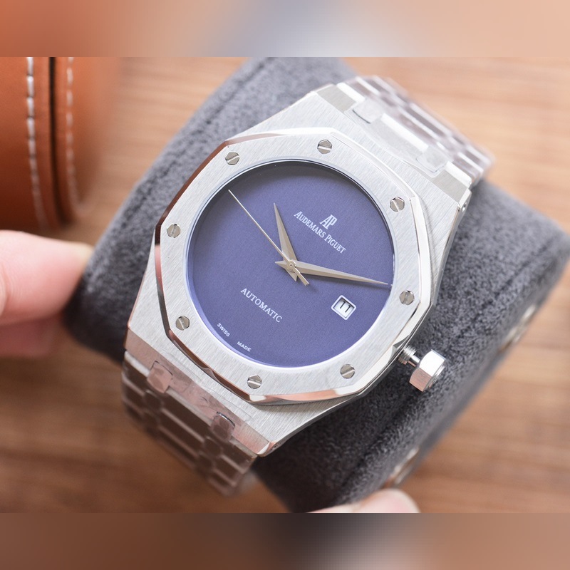 Audemars Piguet AP Royal Oak Replica Watch Luxury Timepiece Quality-4