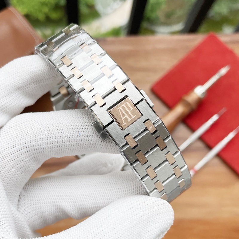 AP Royal Oak Latest Skeleton Luxury Men's Replica Watch-6