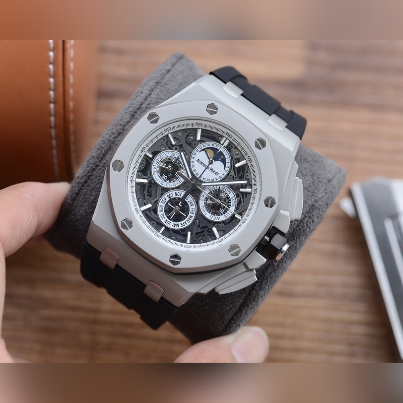 Audemars Piguet Royal Oak Offshore 44mm Multi-Function Quartz Chronograph-2