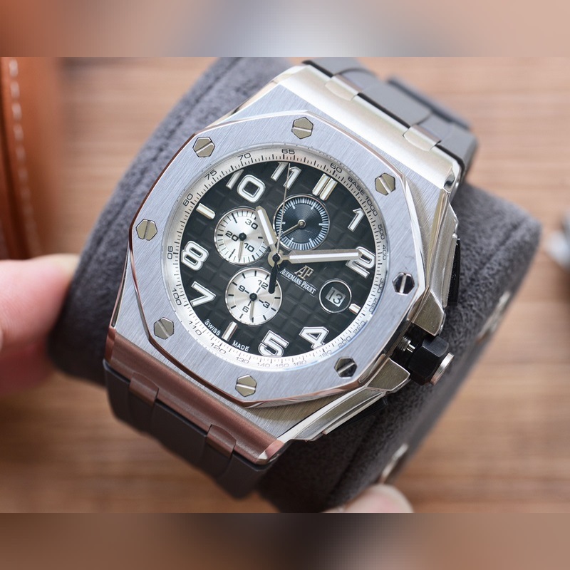 Audemars Piguet Royal Oak Offshore Series Quality Craftsmanship and Precision-4