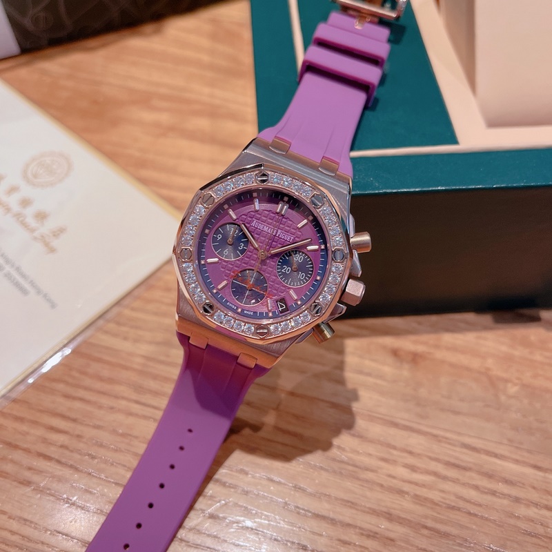 AP Royal Oak Series Steel Diamond Replica Watch with Octagonal Design-7