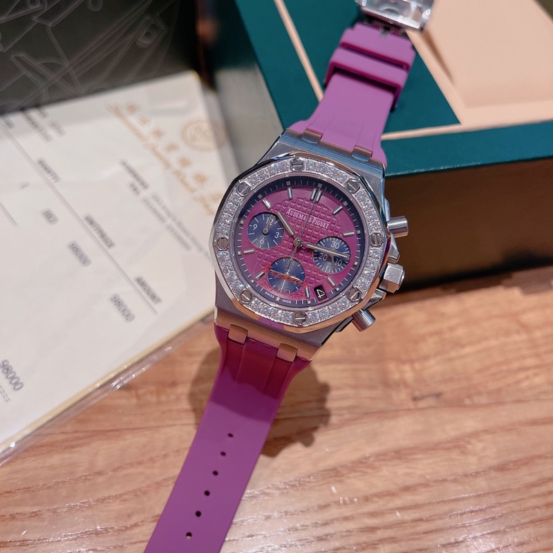 AP Royal Oak Series Diamond-Studded Steel Replica Watch with Octagonal Design-5