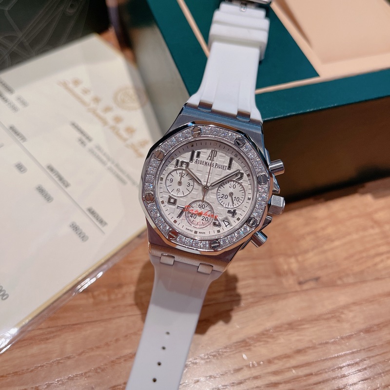 AP Royal Oak Series Diamond Bezel Steel Replica Watch with Japanese Movement-3