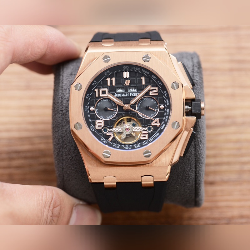 AP Royal Oak Five-Needle Luxury Replica Watch Premium Quality and Detail-3