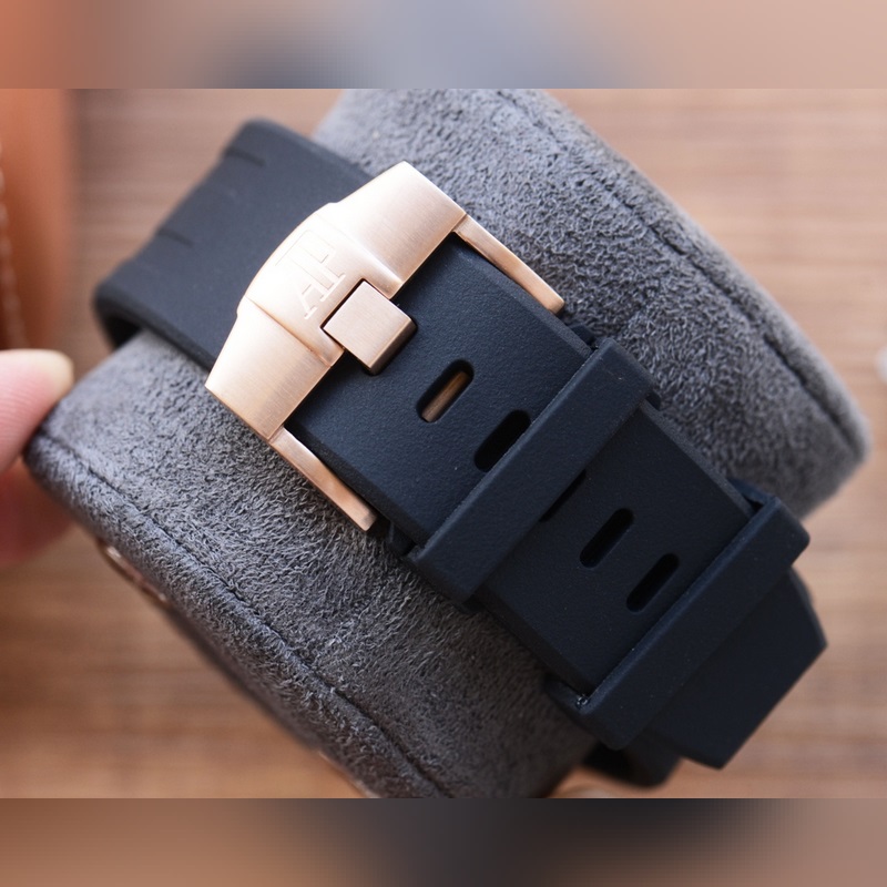 AP Royal Oak Five-Needle Luxury Replica Watch Unmatched Quality and Precision-7