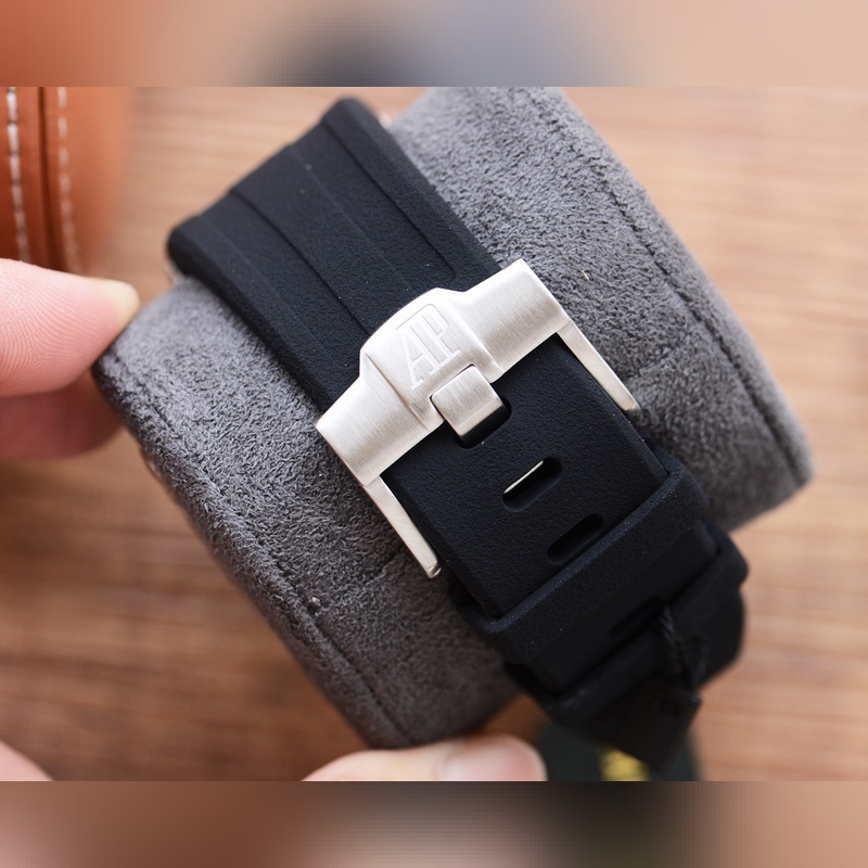 AP Royal Oak Offshore Premium Craftsmanship and Precision-6