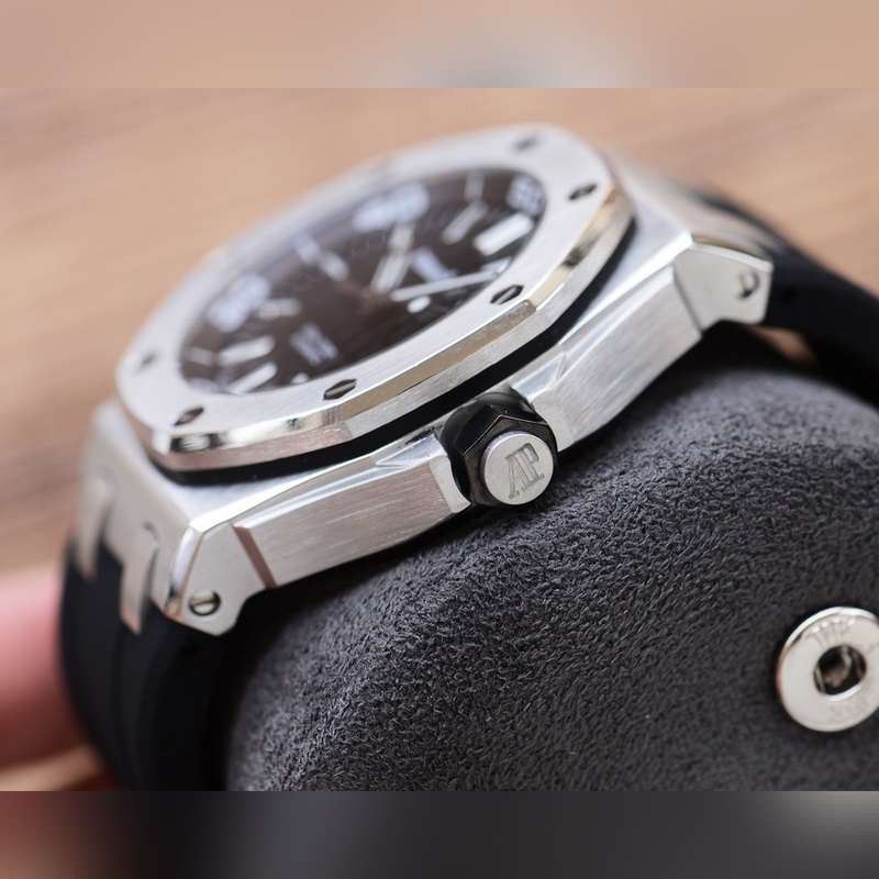 AP Royal Oak Offshore Premium Craftsmanship and Precision-7