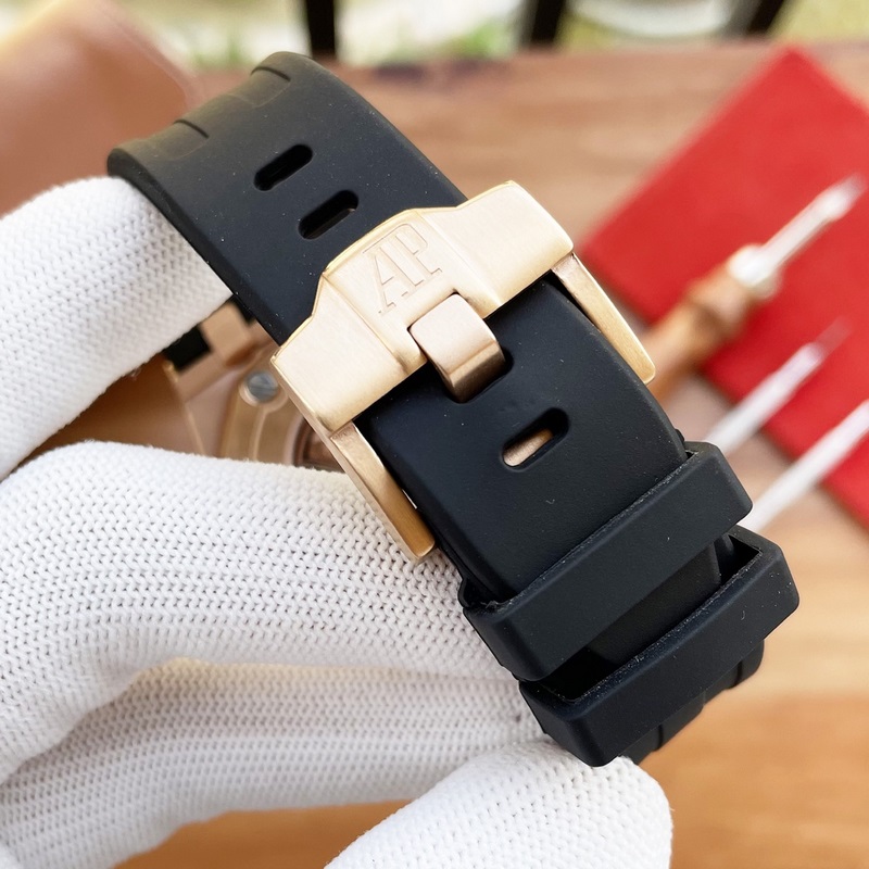 Audemars Piguet Royal Oak Offshore Anti-Reflective Treatment Glass-8