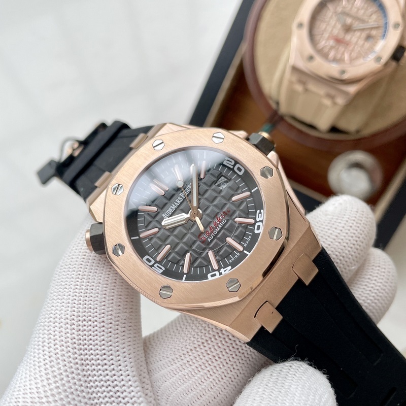 AP Royal Oak Offshore Witnessing Complex Heavy Craftsmanship Quality Unveiled-5