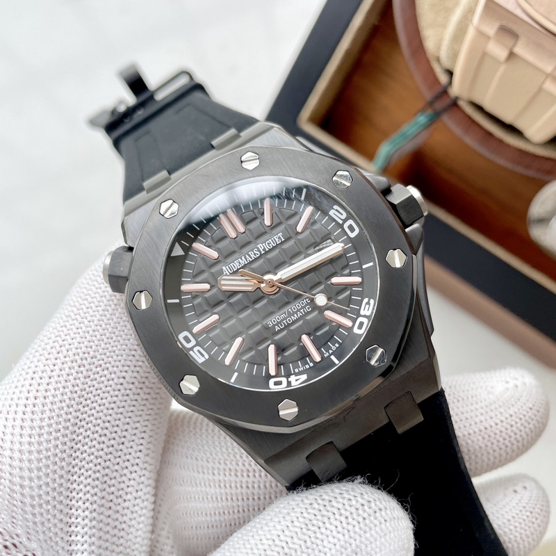 AP Royal Oak Offshore Witnessing Complex Heavy Craftsmanship Quality Unveiled-8