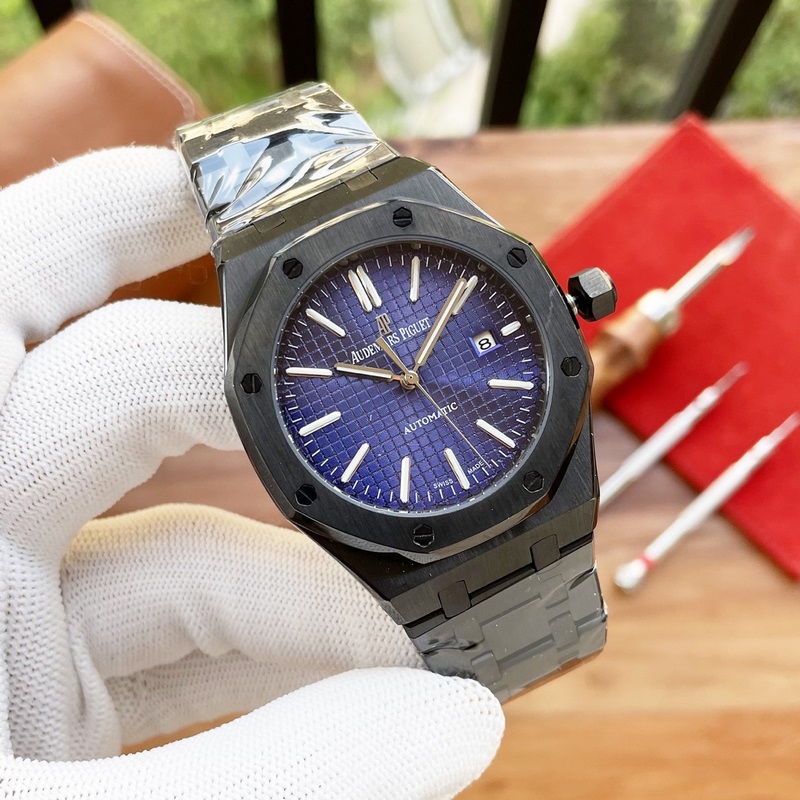 AP Royal Oak High-End Timepiece with Superior Craftsmanship-6