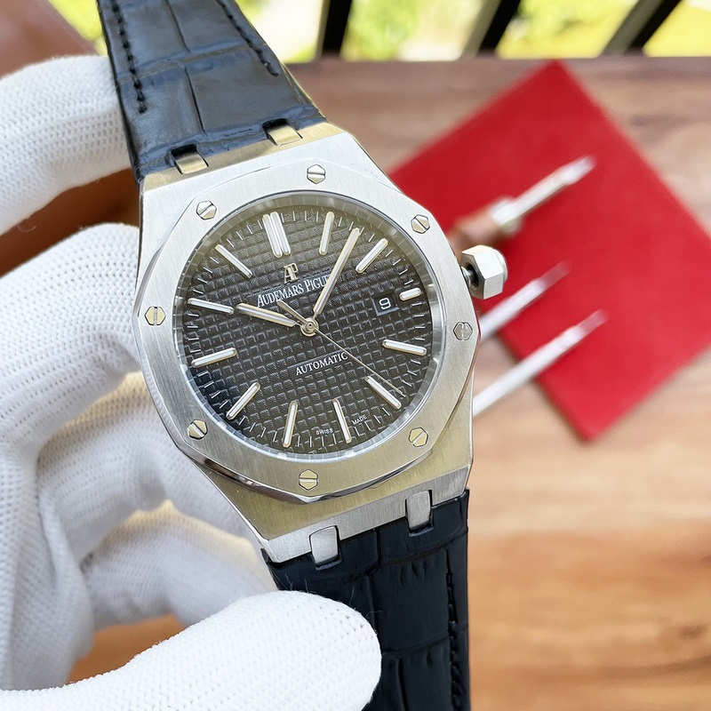 AP Royal Oak 41mm Steel Replica Unboxing and Review-1