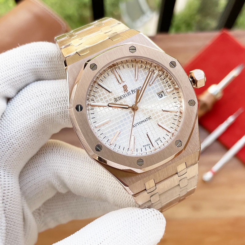 Audemars Piguet Royal Oak Premium Quality Expert Craftsmanship-5