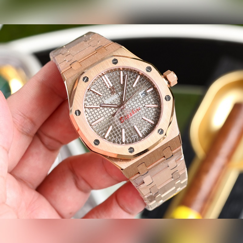 AP Royal Oak Three-Hand Replica Watch Luxury Craftsmanship&Precision-4
