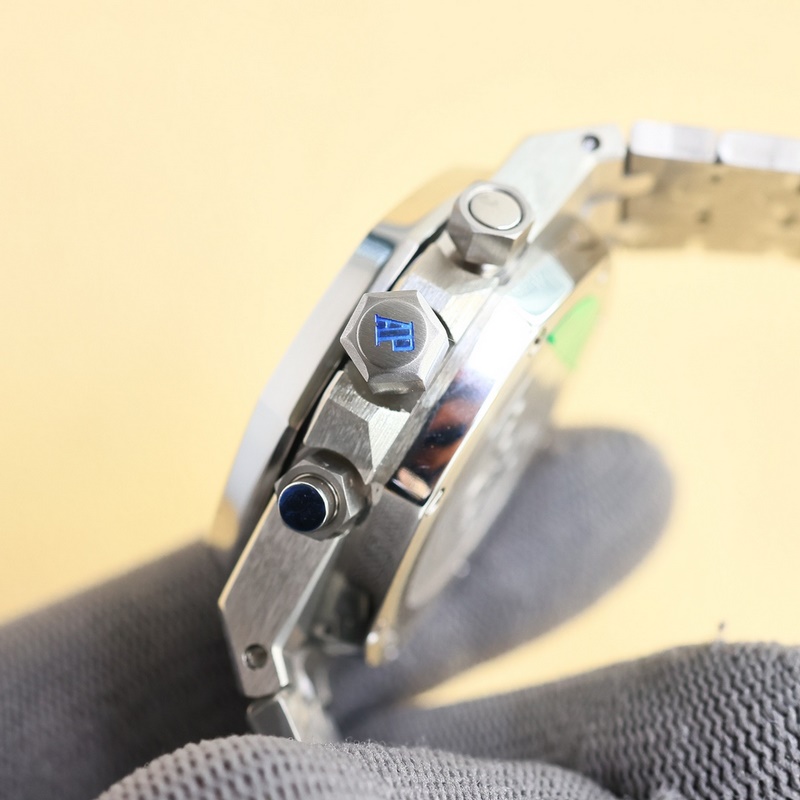 Audemars Piguet Royal Oak 26715B GV1 Luxury Replica Watch-5