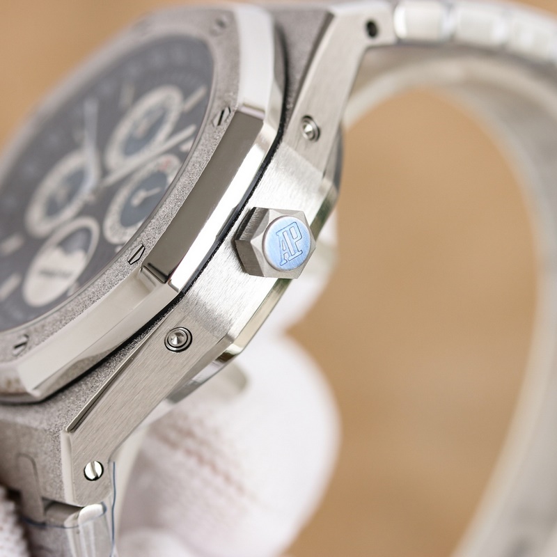 AP Royal Oak Frosted Gold 41mm Model 26574 Series-7