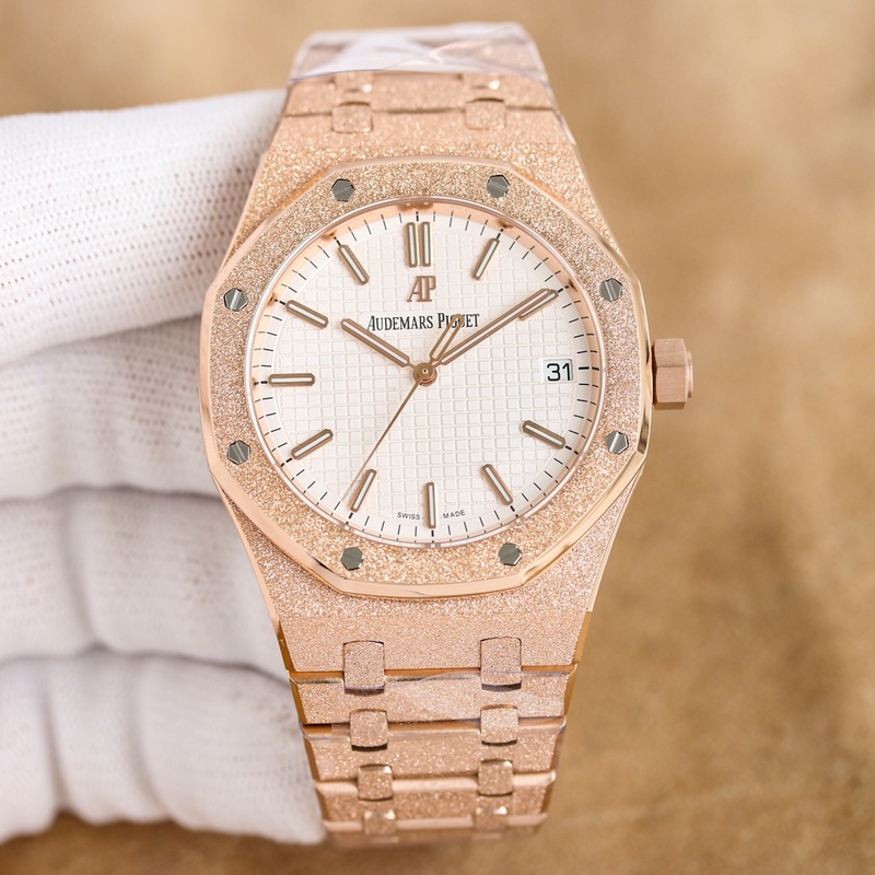Audemars Piguet Royal Oak 15500V2 Streamlined Design and Enhanced Quality-5