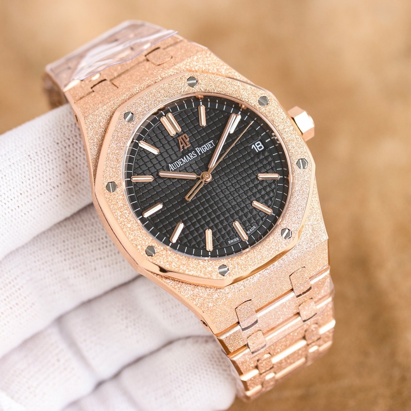 Audemars Piguet Royal Oak 15500V2 Streamlined Design and Enhanced Quality-7