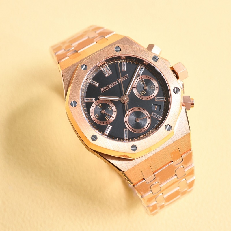 Audemars Piguet Royal Oak 26715BC.ZZ.1 Luxury Replica Watch-3