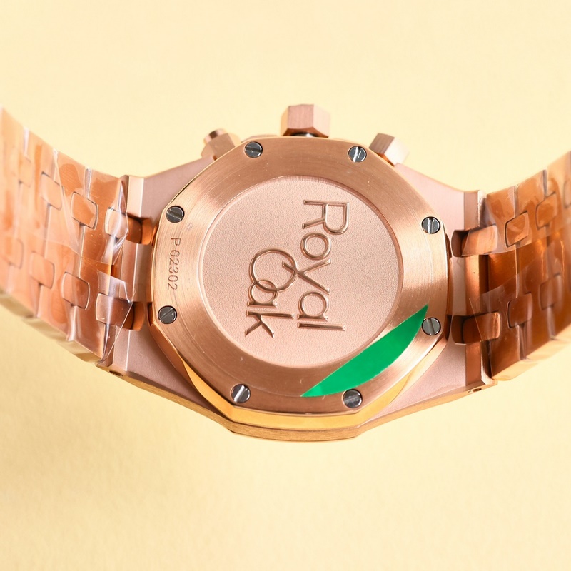 Audemars Piguet Royal Oak 26715BC.ZZ.1 Luxury Replica Watch-7