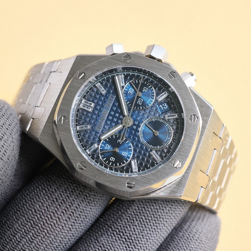 Audemars Piguet Royal Oak 26715BC.ZZ.1 Luxury Replica Watch-4