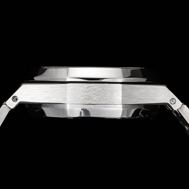 Audemars Piguet Royal Oak 26715BC.ZZ.1 Luxury Replica Watch-6